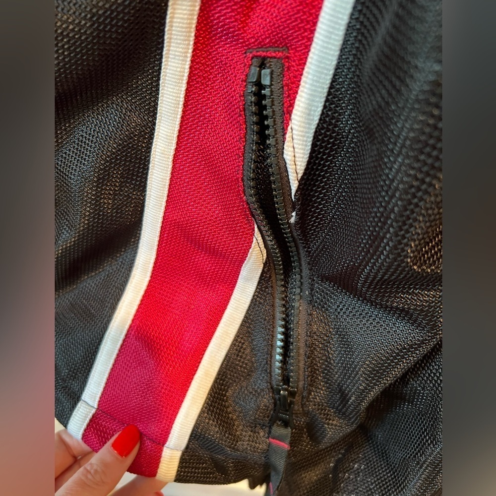 Women’s XL Harley Davidson Black and Red Riding Jacket, EUC, HD, Hog, biker - Picture 6 of 14